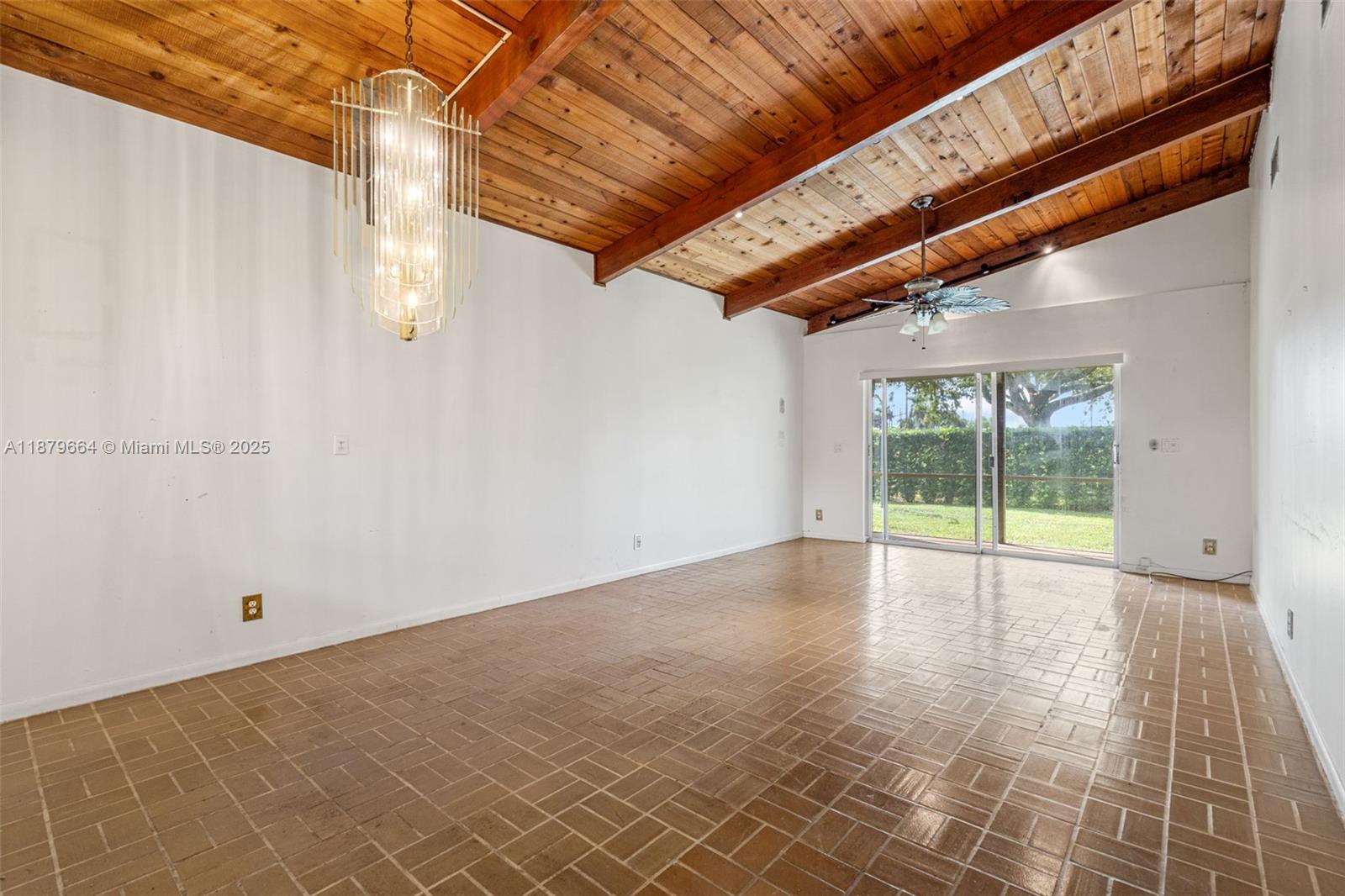 140 Fox Road, Unit 346 Hollywood, FL 33024 - Photo 10 of 39 Gallery Image 10