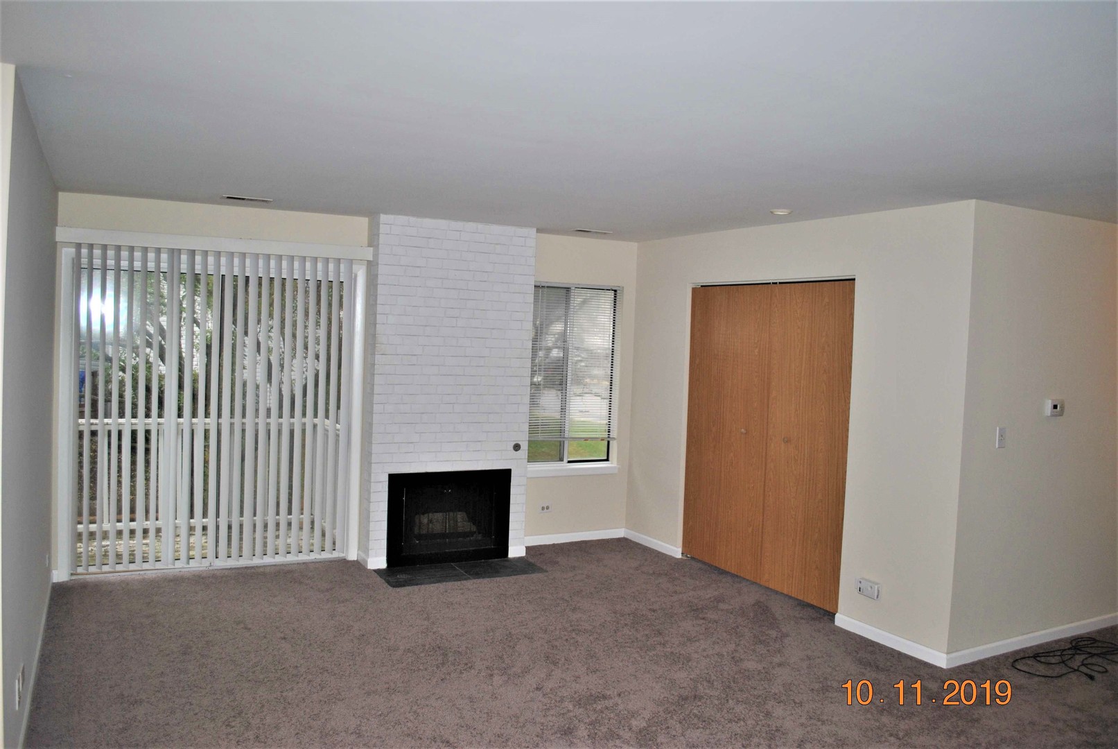 342 Springlake Lane, Unit D Aurora, IL 60504 - Photo 4 of 16