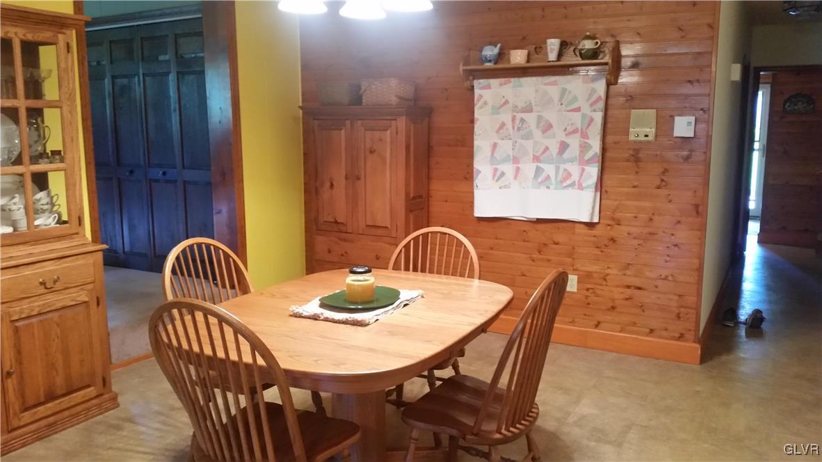 2477 Schlegel Road Bath, PA 18014 - Photo 7 of 25 Gallery Image 7
