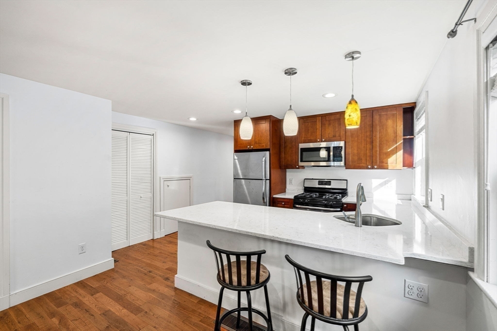 50 Spring Street Cambridge, MA 02141 - Photo 17 of 34