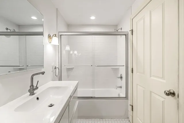 $1,749,000 | 50 Spring Street, Cambridge, MA 02141