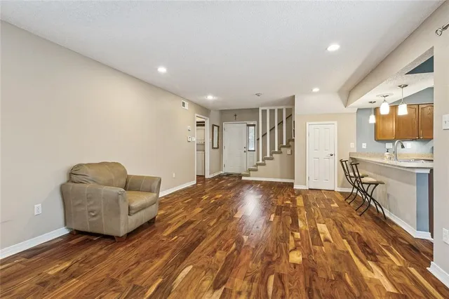 $120,000 | 1500 West Esplanade Avenue, Unit 43D, Kenner, LA 70065