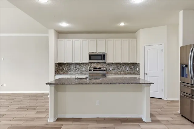 $2,800 | 5102 Brookshire Pass Drive, Fulshear, TX 77423