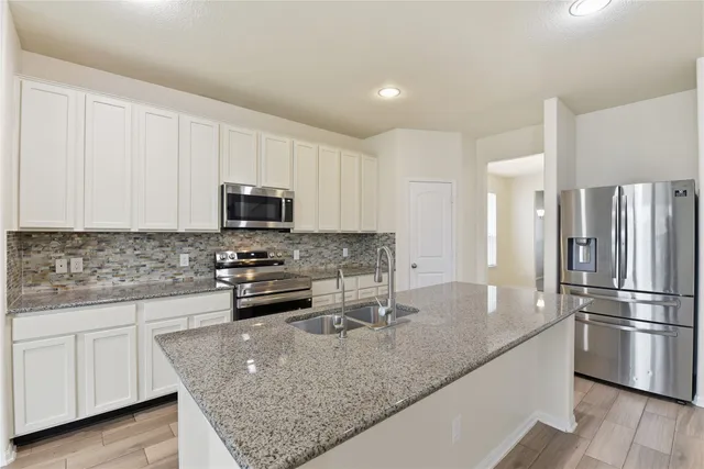 $2,800 | 5102 Brookshire Pass Drive, Fulshear, TX 77423