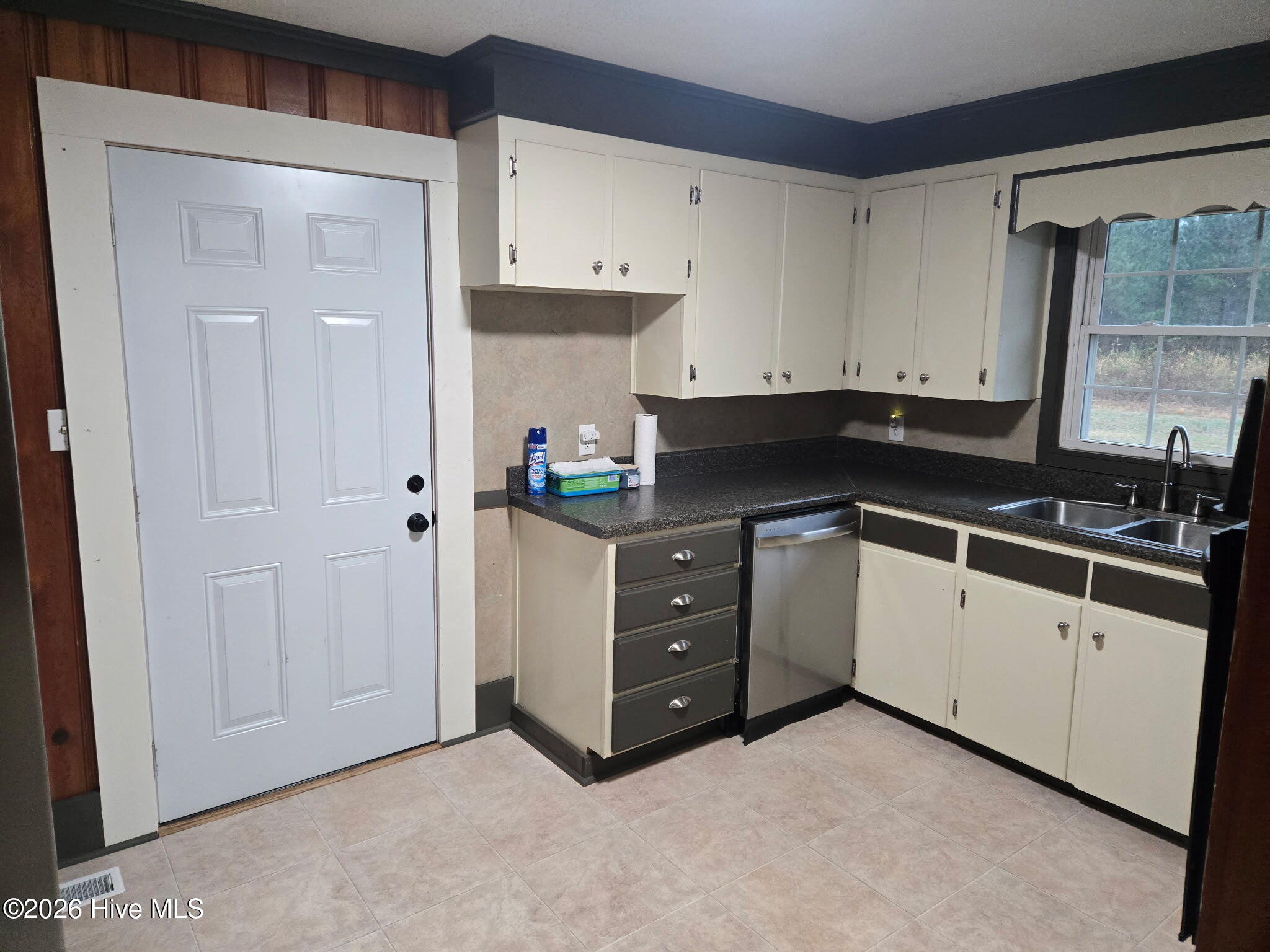 5 Keys Cross Road Hobbsville, NC 27946 - Photo 24 of 42 kitchen