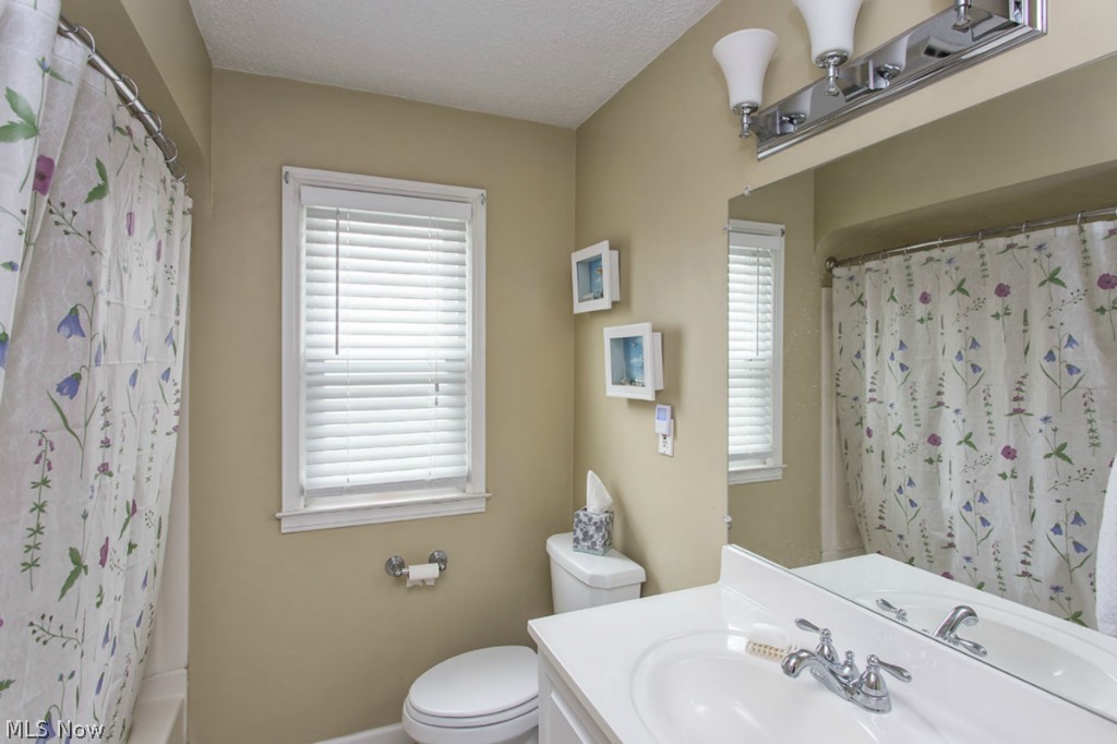 10815 Windham Road Parma, OH 44130 - Photo 15 of 22