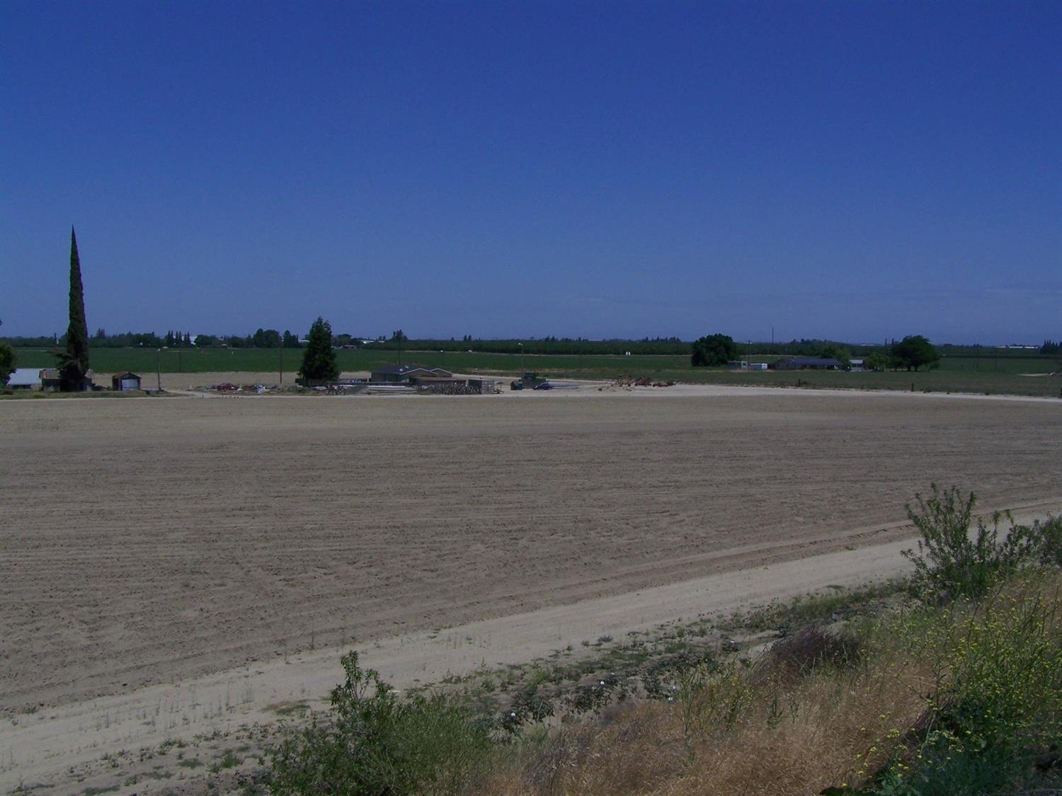 1 Shanks Road Delhi, CA 95315 - Photo 4 of 14