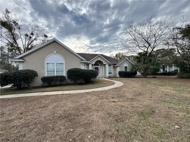 $2,400 | 183 Wood Crest Circle, Brunswick, GA 31525