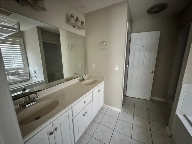 $2,400 | 183 Wood Crest Circle, Brunswick, GA 31525