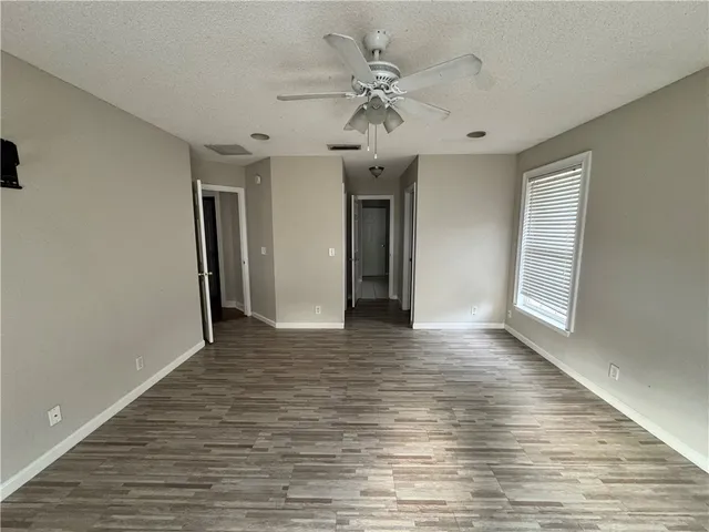 $2,400 | 183 Wood Crest Circle, Brunswick, GA 31525