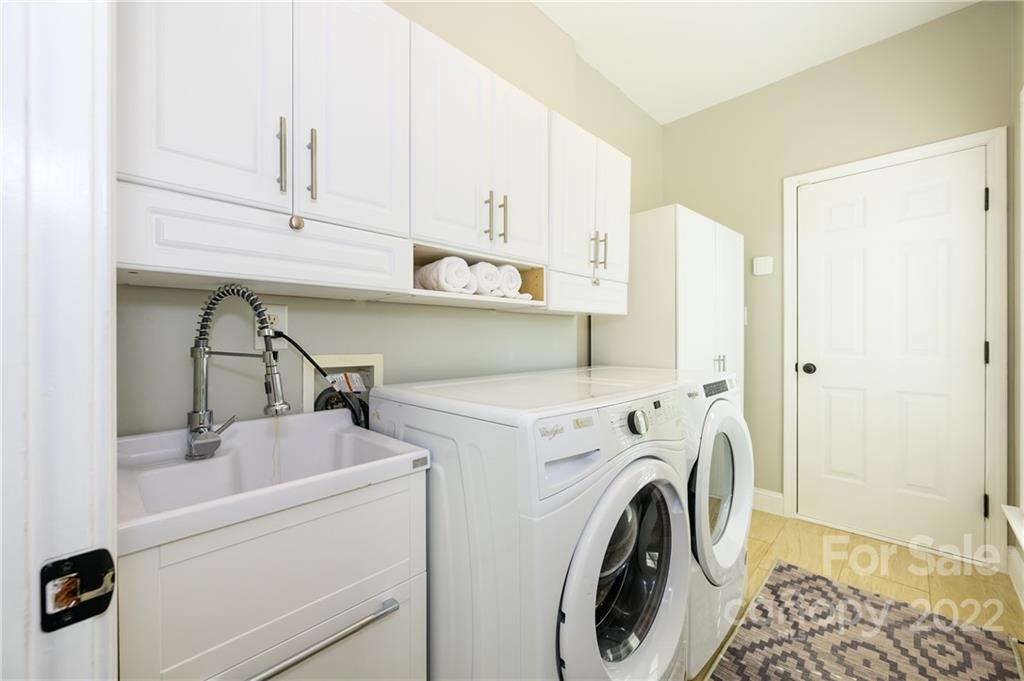615 Circle Trace Road Monroe, NC 28110 - Photo 31 of 35 a utility room with dryer and washer