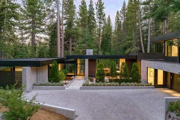 $3,975,000 | 11817 Saddleback Drive, Truckee, CA 96161
