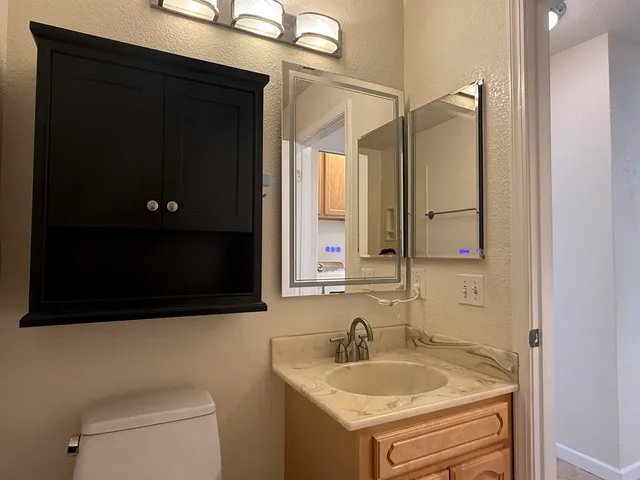 $380,000 | 611 Sea Ranch Court, Unit 6, Vallejo, CA 94591