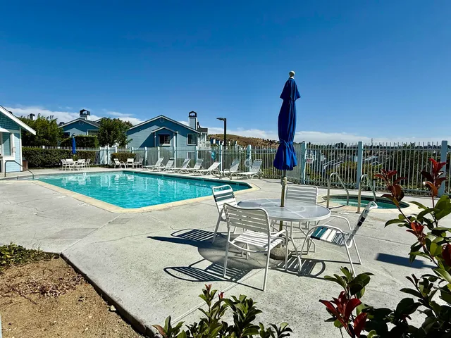 $380,000 | 611 Sea Ranch Court, Unit 6, Vallejo, CA 94591