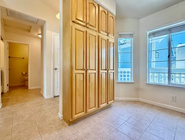 $380,000 | 611 Sea Ranch Court, Unit 6, Vallejo, CA 94591