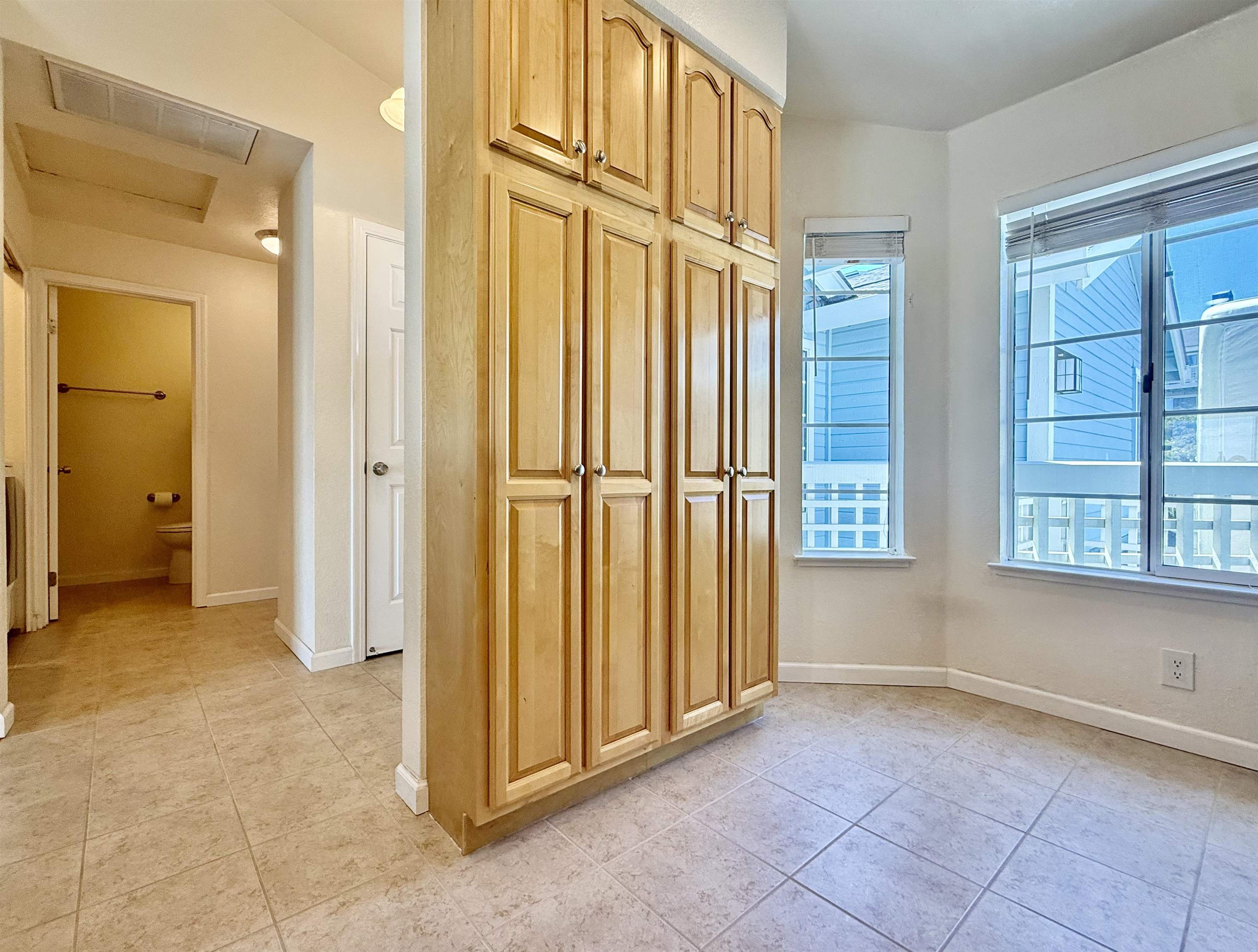 611 Sea Ranch Court, Unit 6 Vallejo, CA 94591 - Photo 6 of 33