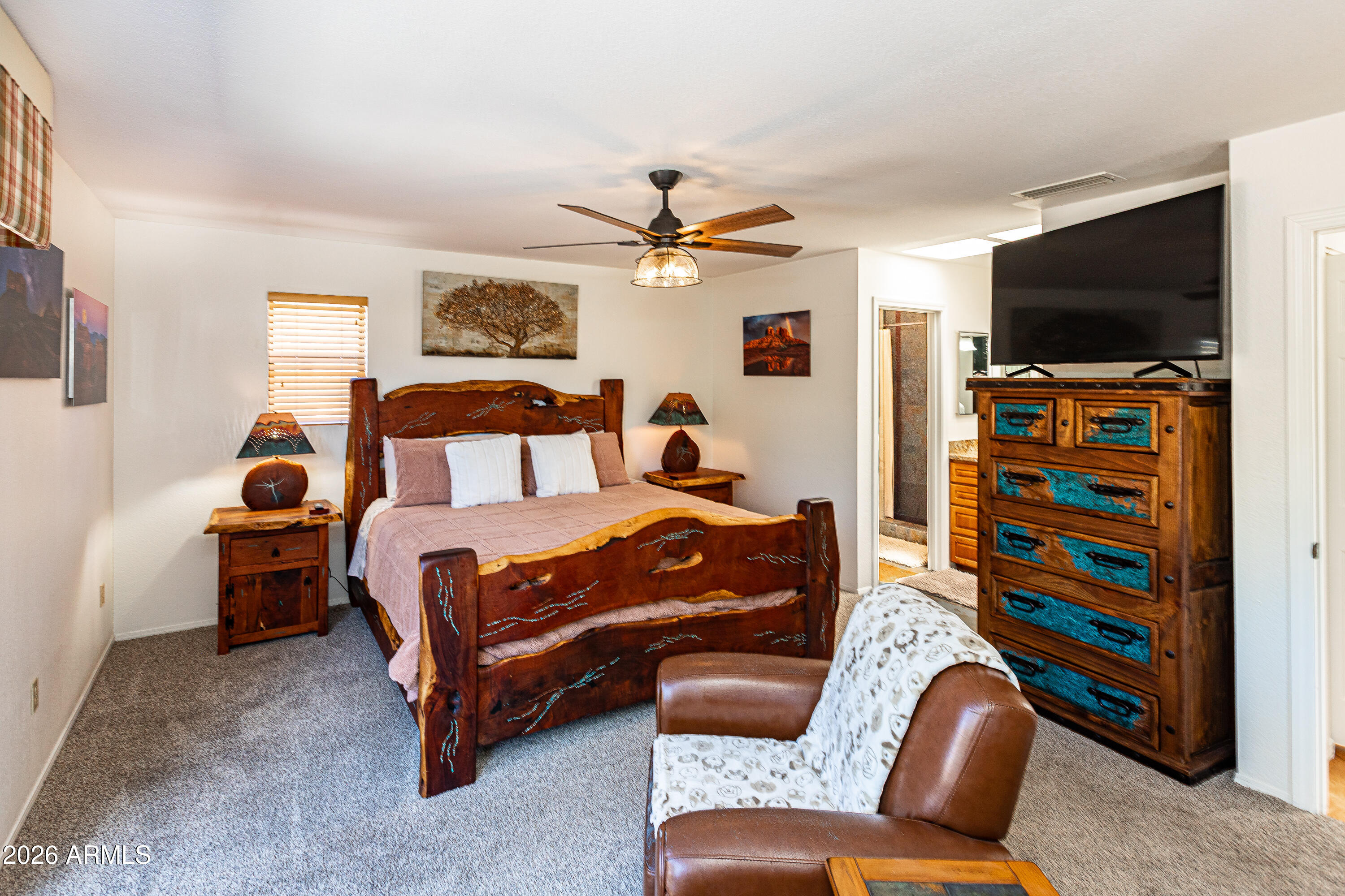 155 Canyon Diablo Road, Unit 6 Sedona, AZ 86351 - Photo 17 of 28 17-Spacious-Primary