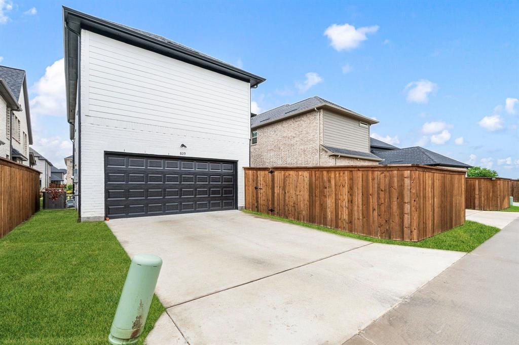 809 Isabel Street Celina, TX 75009 - Photo 35 of 40 Gallery Image 35