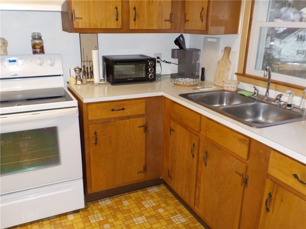 111 Vose Street Woonsocket, RI 02895 - Photo 2 of 7 Gallery Image 2