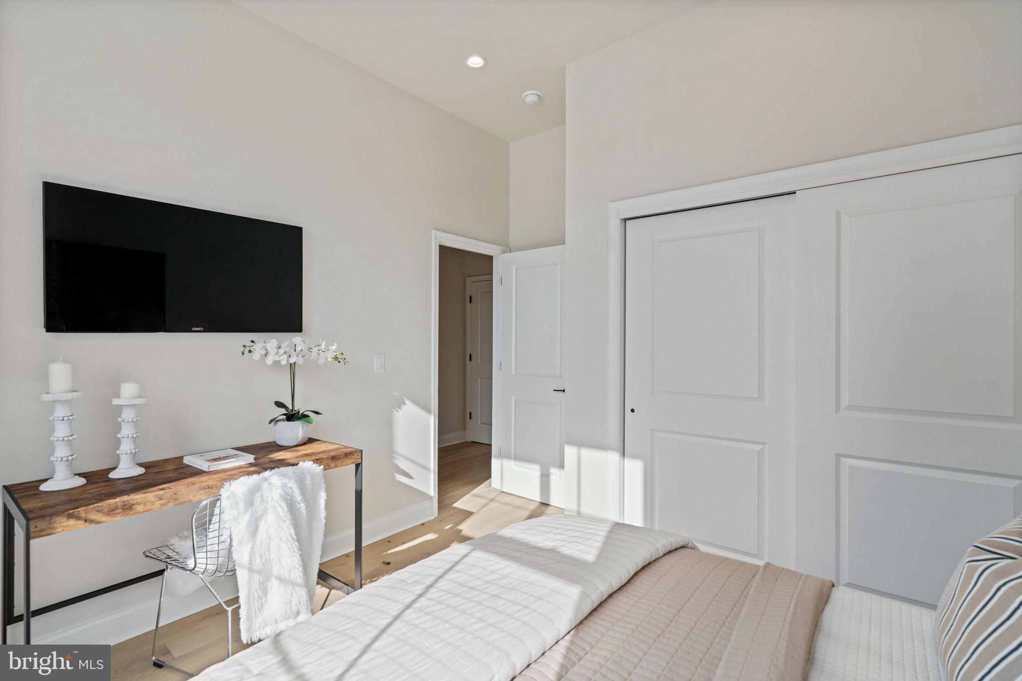 2715 Lorraine Street Philadelphia, PA 19131 - Photo 9 of 48