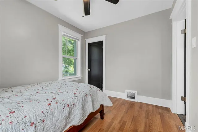 $135,000 | 19 Lee Avenue, Ferguson, MO 63135