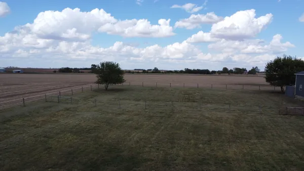 $405,000 | 1985 North 670 East Road, Gilman, IL 60938