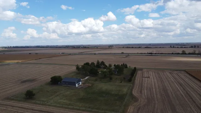 $459,900 | 1985 North 670 East Road, Gilman, IL 60938