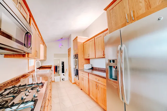 $459,900 | 1985 North 670 East Road, Gilman, IL 60938