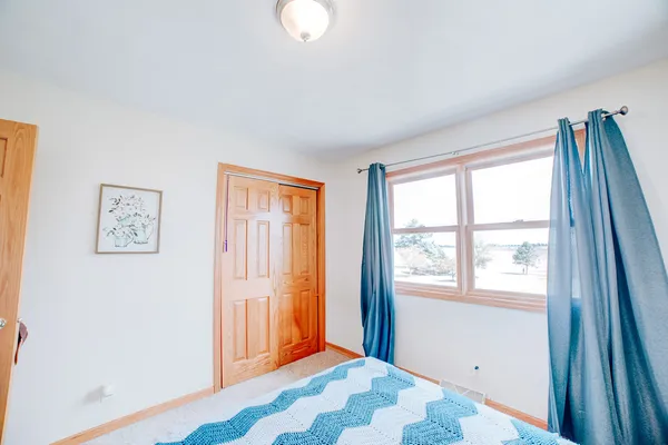 $405,000 | 1985 North 670 East Road, Gilman, IL 60938