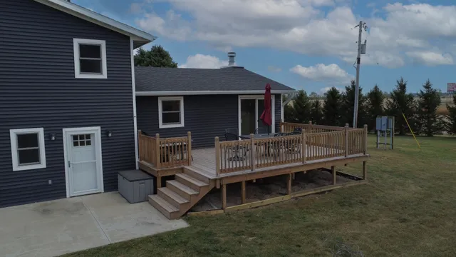 $459,900 | 1985 North 670 East Road, Gilman, IL 60938