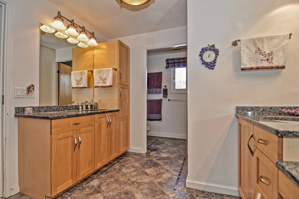 7 Colonel Gridley Road Sharon, MA 02067 - Photo 16 of 30 Gallery Image 16