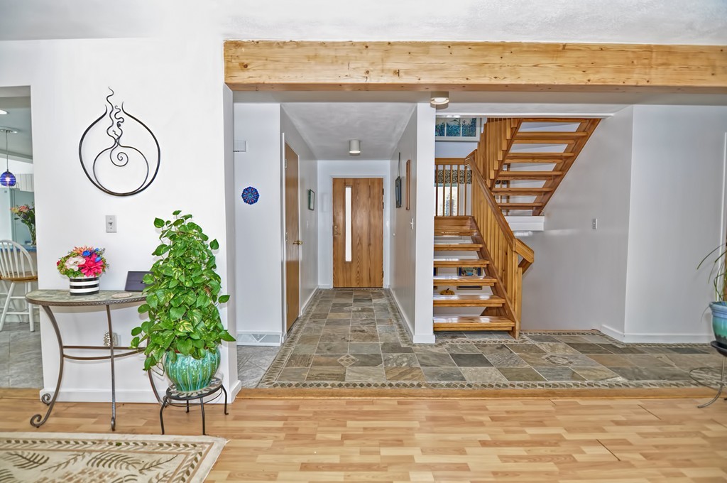 7 Colonel Gridley Road Sharon, MA 02067 - Photo 10 of 30 Gallery Image 10