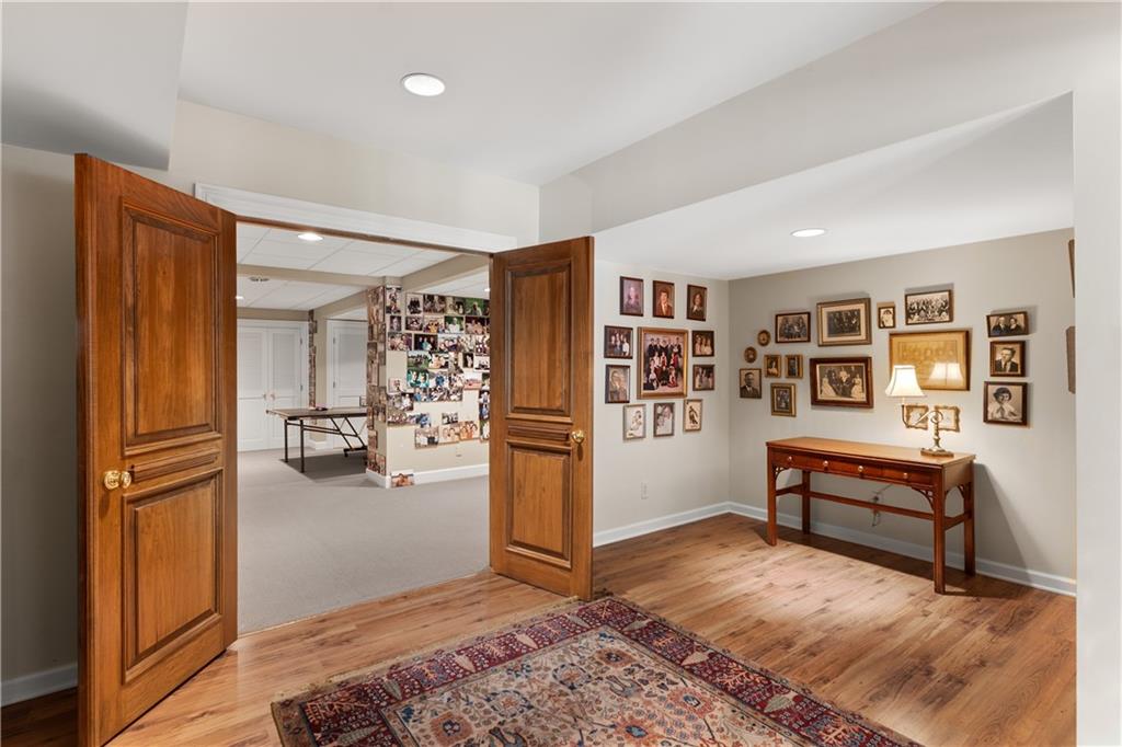282 Justabout Road Venetia, PA 15367 - Photo 37 of 50 a view of livingroom with furniture and windows