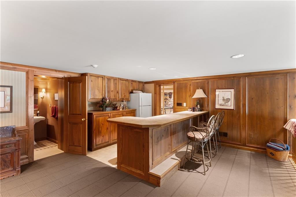 282 Justabout Road Venetia, PA 15367 - Photo 41 of 50 a view of a livingroom with furniture and front door