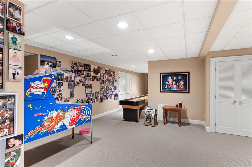 282 Justabout Road Venetia, PA 15367 - Photo 43 of 50 a view of a room with musical instruments