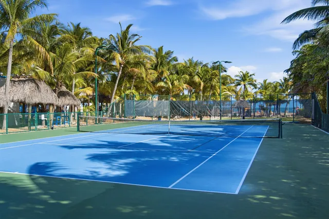 $7,750,000 | 101 Oleander Circle, Key Largo, FL 33037