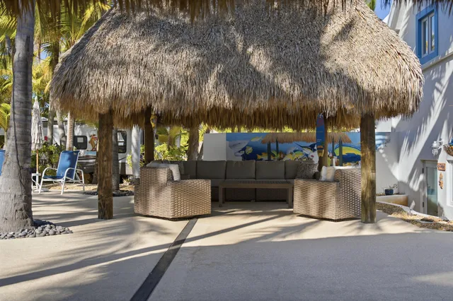 $7,750,000 | 101 Oleander Circle, Key Largo, FL 33037