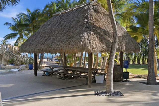 $7,750,000 | 101 Oleander Circle, Key Largo, FL 33037