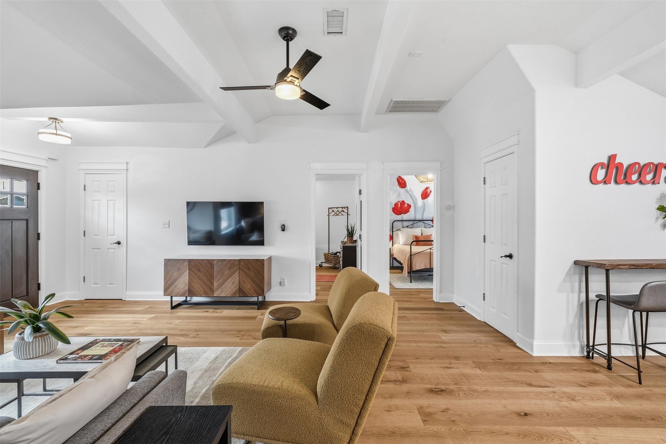 504 East 5th Street Georgetown, TX 78626 - Photo 5 of 34