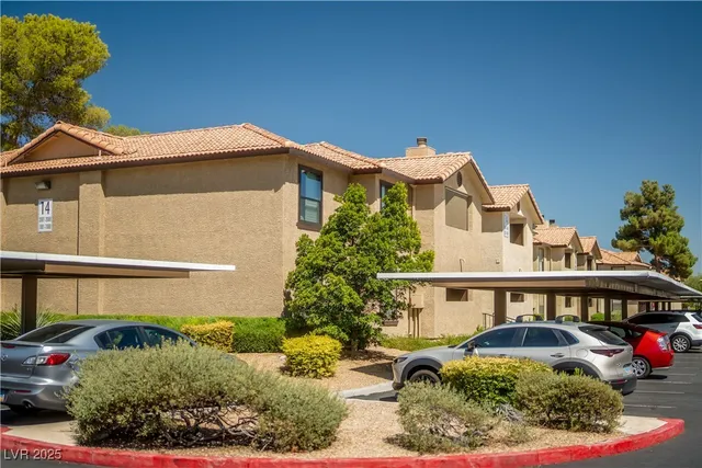 $199,999 | 2451 North Rainbow Boulevard, Unit 1083, Las Vegas, NV 89108