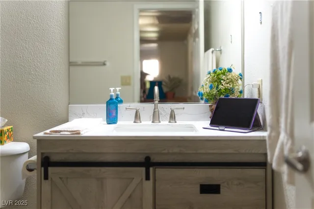 $199,999 | 2451 North Rainbow Boulevard, Unit 1083, Las Vegas, NV 89108