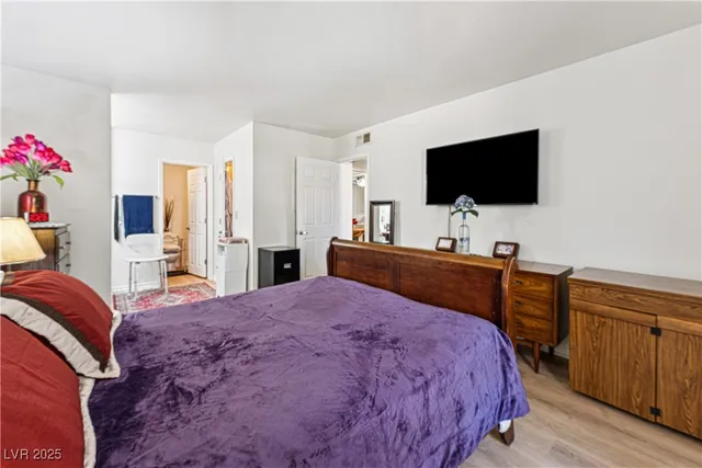 $199,999 | 2451 North Rainbow Boulevard, Unit 1083, Las Vegas, NV 89108