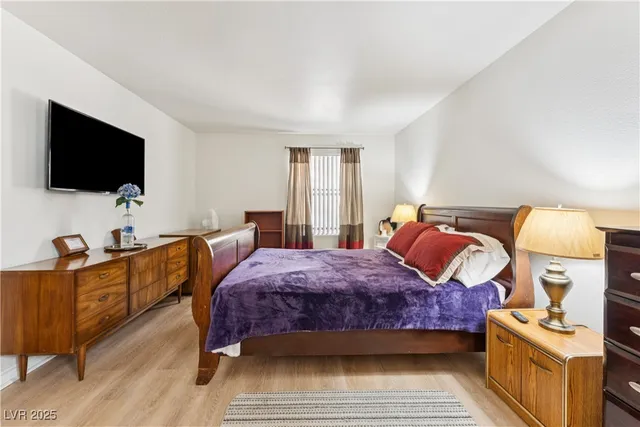 $199,999 | 2451 North Rainbow Boulevard, Unit 1083, Las Vegas, NV 89108