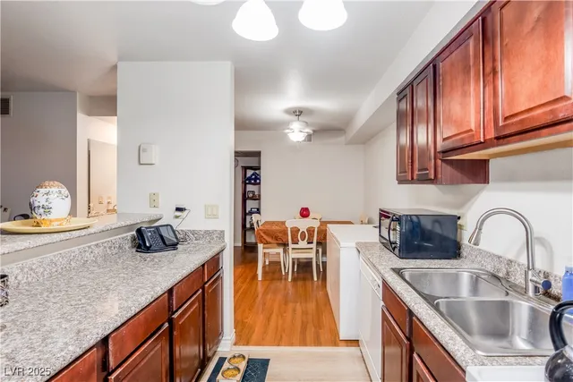 $199,999 | 2451 North Rainbow Boulevard, Unit 1083, Las Vegas, NV 89108