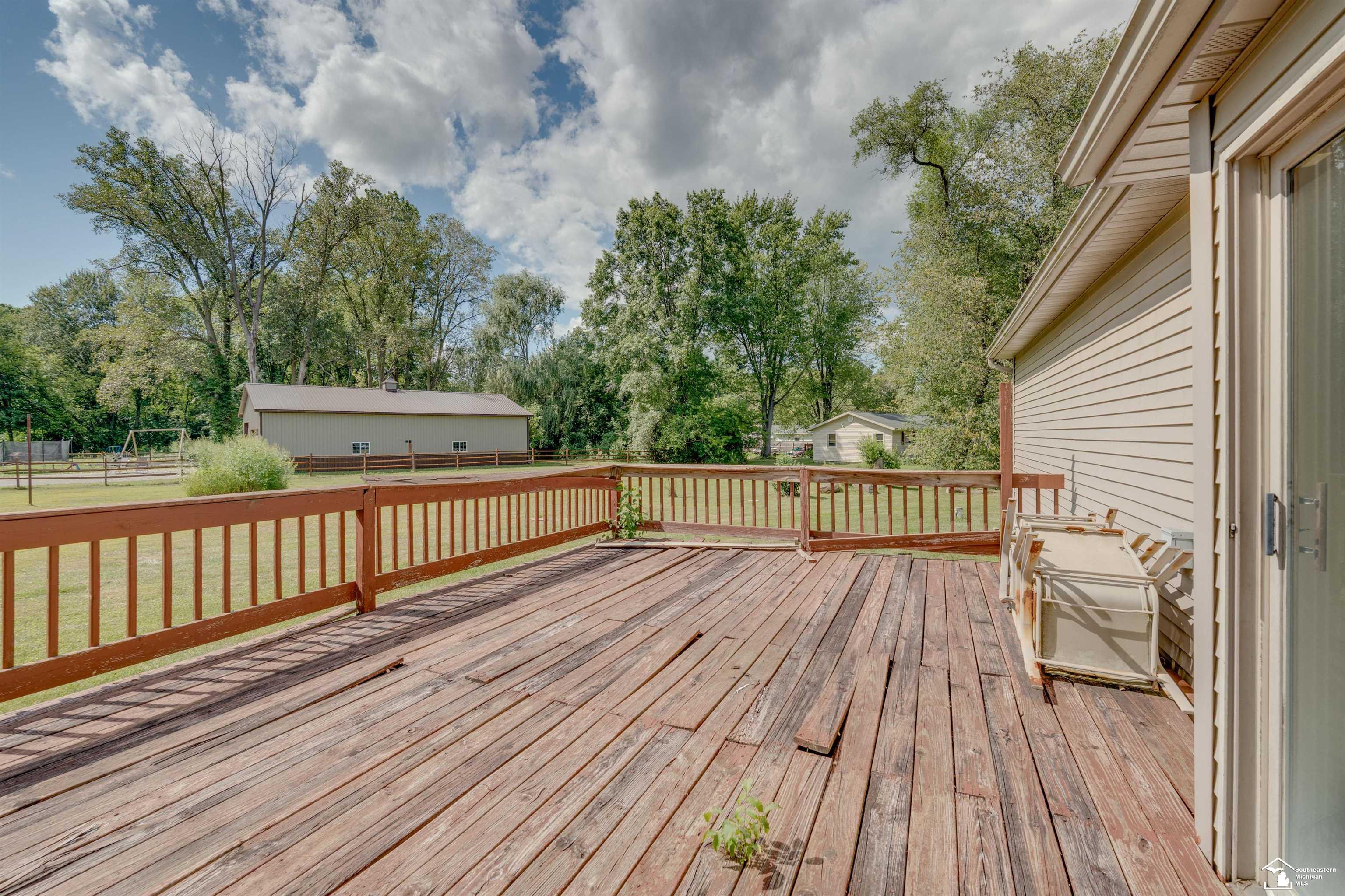 10223 Summerfield Road Temperance, MI 48182 - Photo 17 of 32