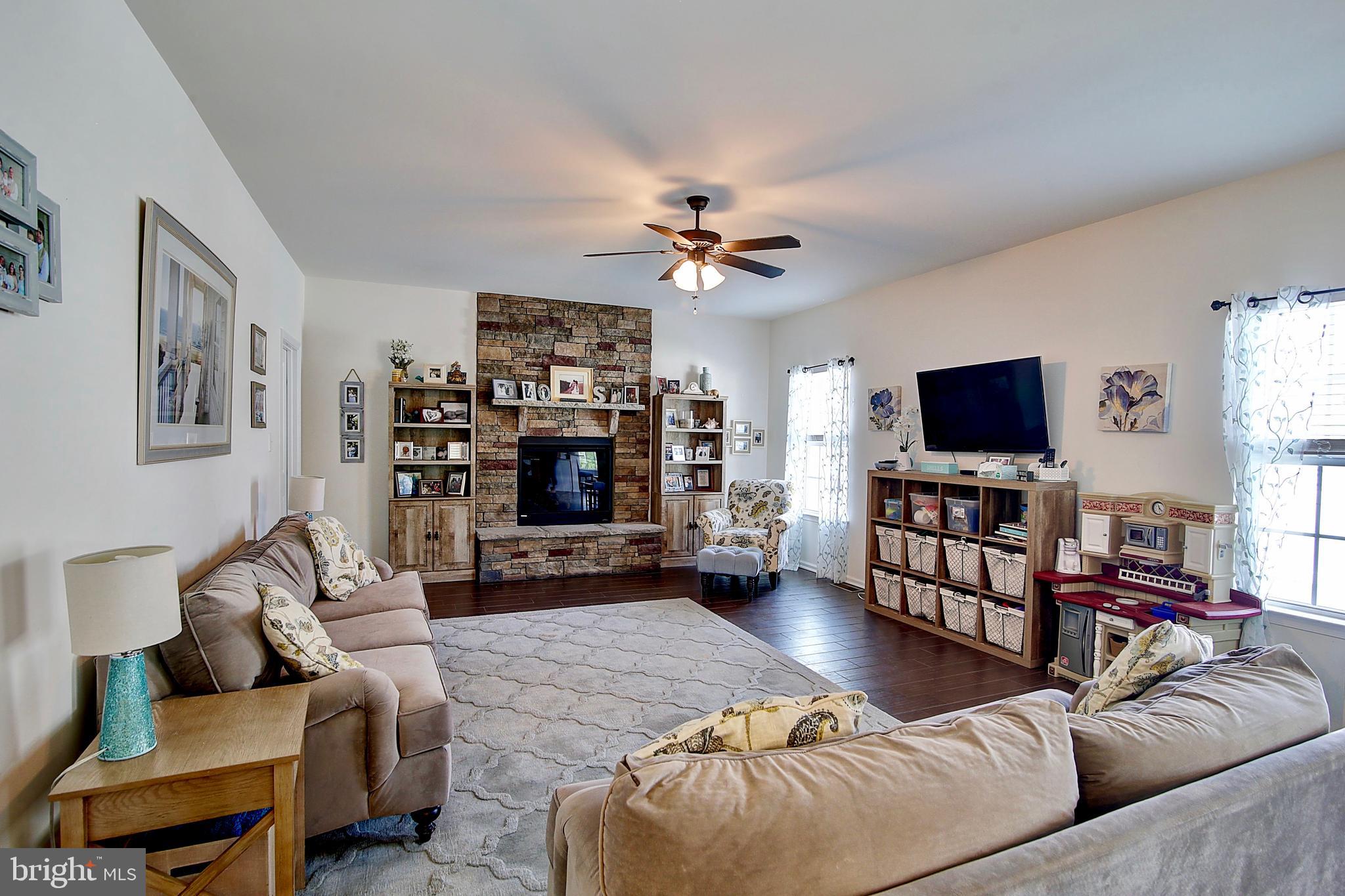 167 Overbrook Road Ranson, WV 25438 - Photo 4 of 39 Family Room