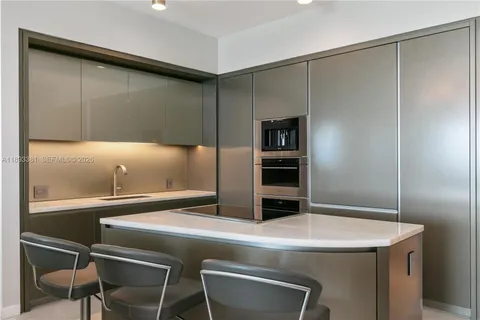 $4,990,000 | 18975 Collins Avenue, Unit 3402, Sunny Isles Beach, FL 33160