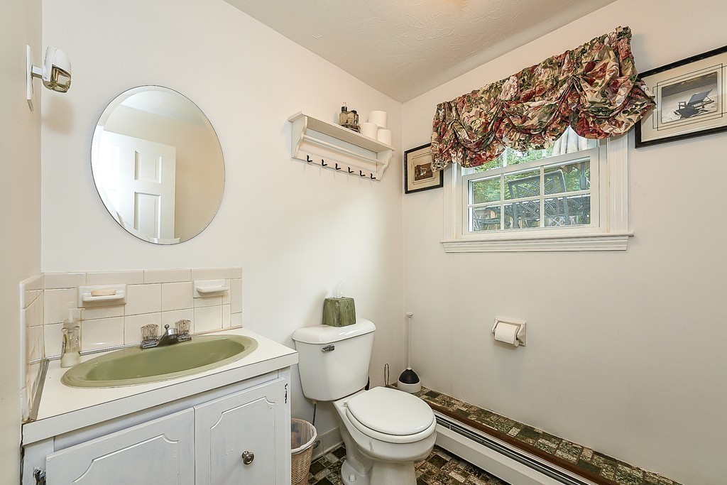 25 Langdon Road Wayland, MA 01778 - Photo 22 of 30 Gallery Image 22