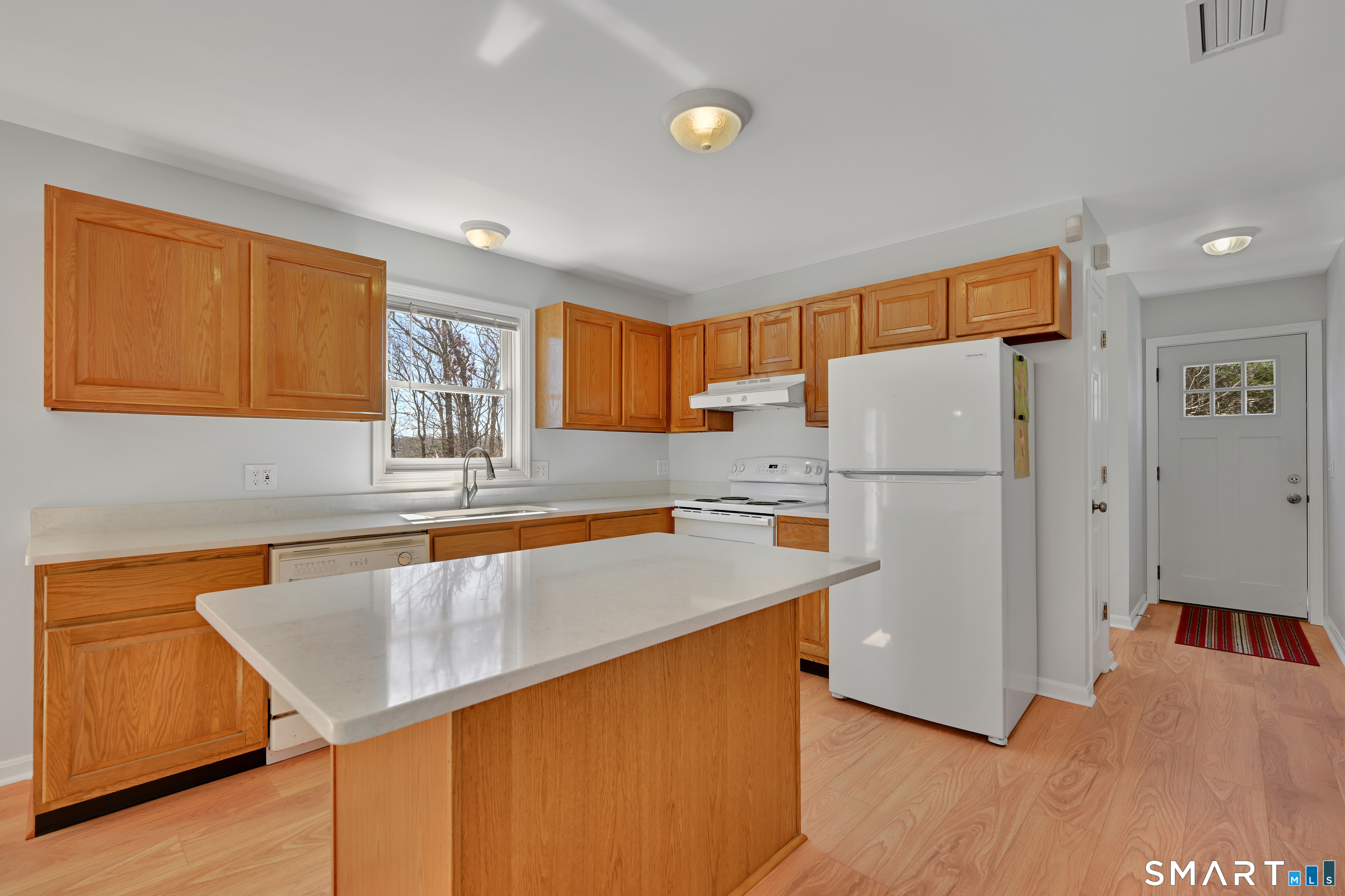 5 Brooke Hill Road East Haddam, CT 06423 - Photo 4 of 33