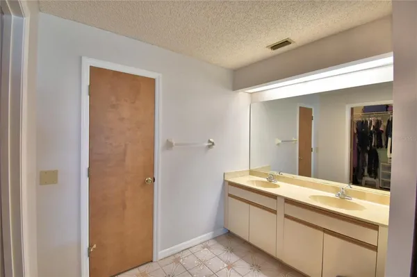 $349,000 | 3654 Opal Drive, Mulberry, FL 33860